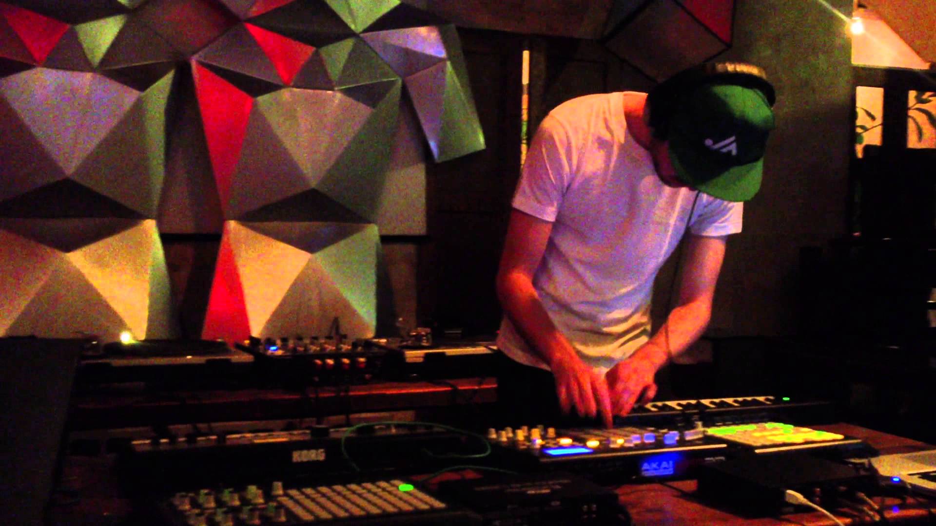 Interview: 5 minutes with Magical Mistakes