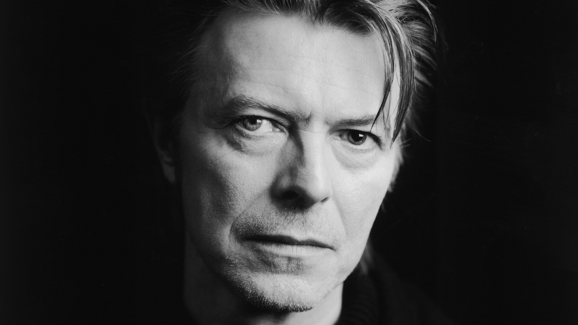 David Bowie tribute show features Ewan Mcgregor, Seal, and Gary Oldman