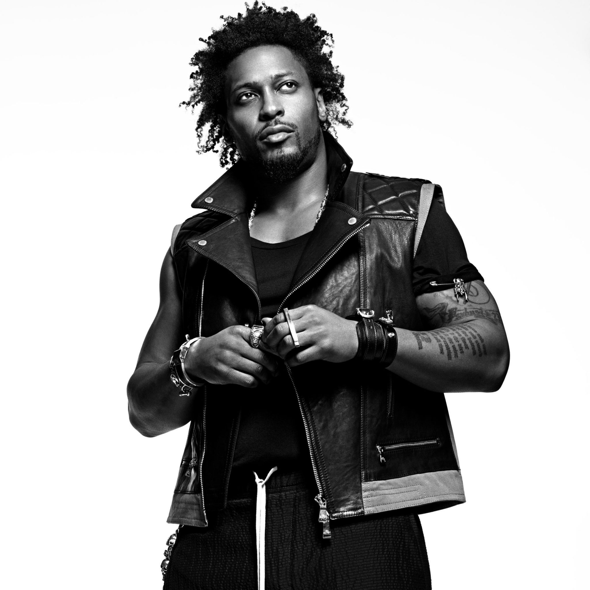 News: D’Angelo crafts stunning ode to Prince with ‘Sometimes It Snows in April’
