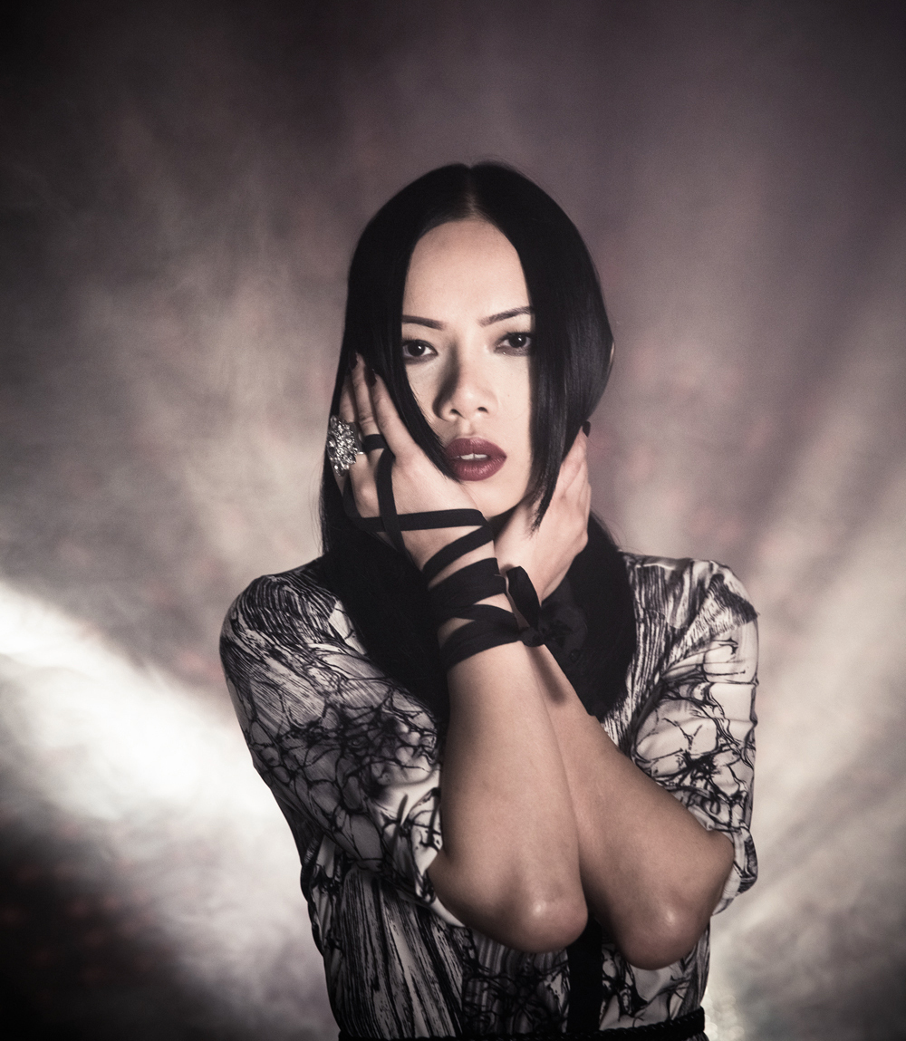 EXCLUSIVE: 5 Minutes with GLITTER WASTELAND