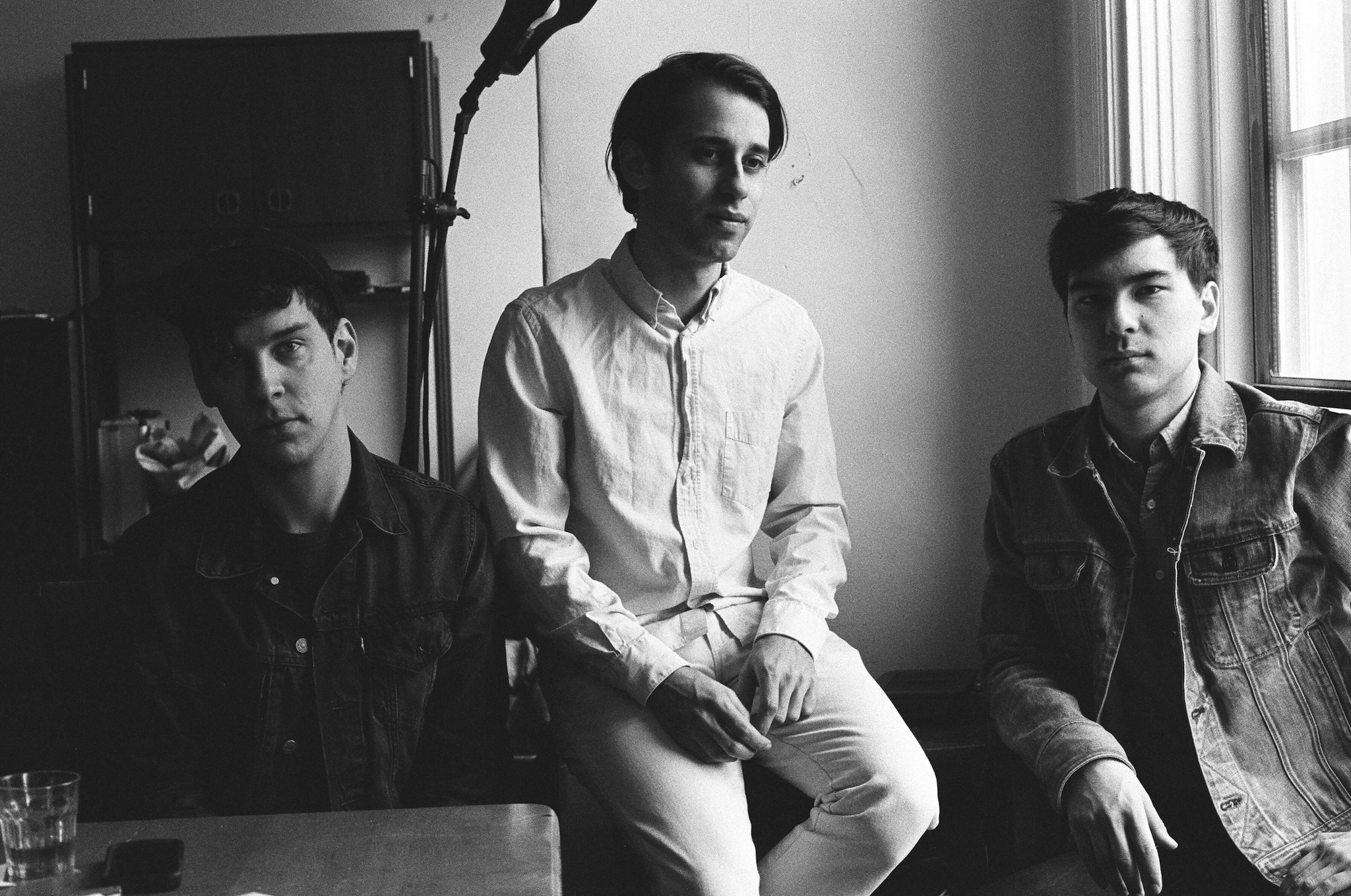 LP Review: EZTV – High In Place